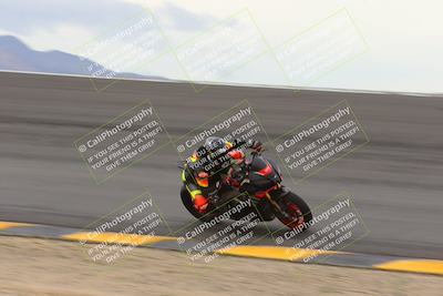 media/Jan-15-2023-SoCal Trackdays (Sun) [[c1237a034a]]/Bowl (1125am)/